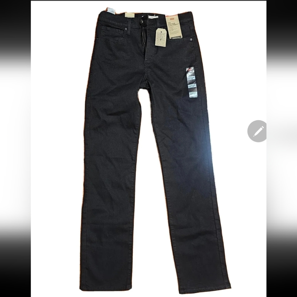 Levi's Women's 724 High Rise Straight Jeans, Soft Black, 30 x 32 (US 10) Med